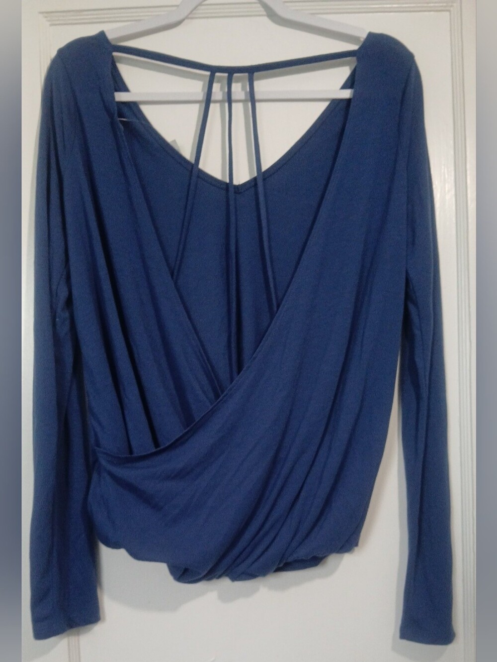 Maurices Blue Long Sleeve V-Neck Top with Strappy Back NWT - Picture 8 of 9